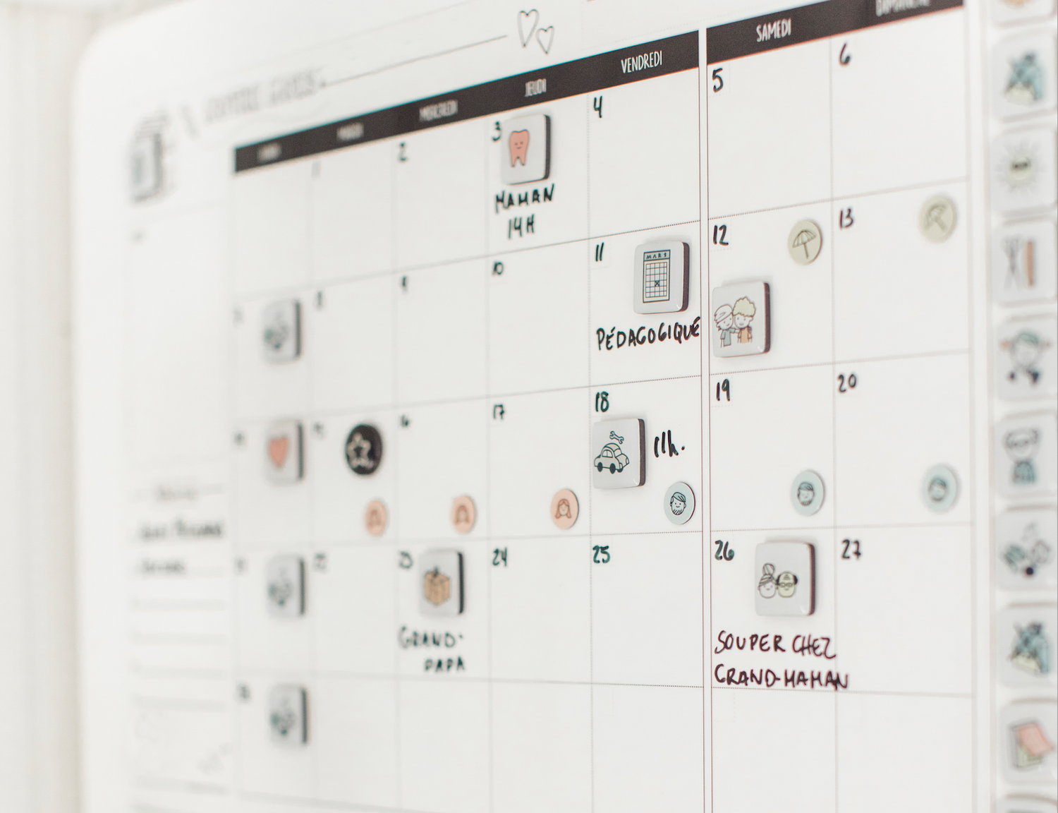 Conseils pratiques pour utiliser pleinement votre planificateur mensuel