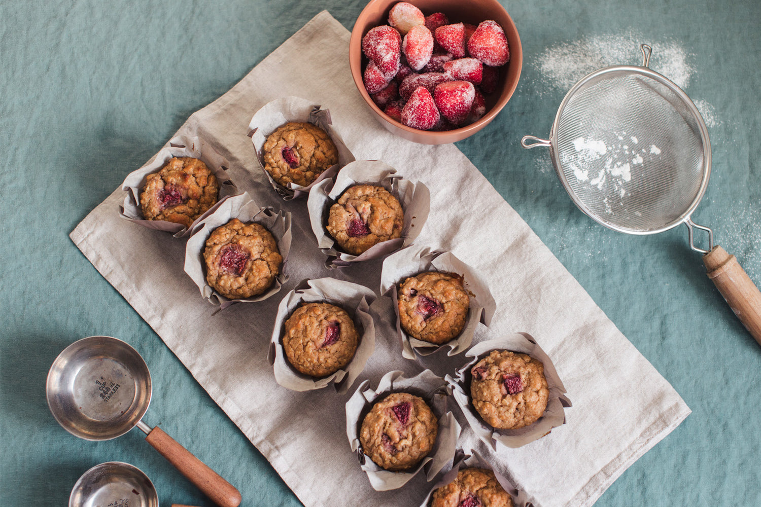 Muffins au yogourt, fraises et amandes